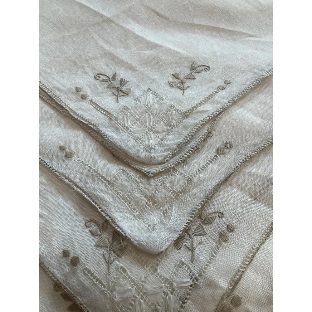 Vintage Linen Embroidered 7 Placements & 8 Napkins Cottagecore Country Farmhouse
